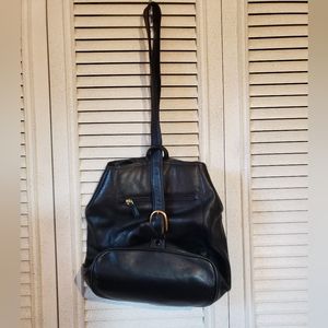 Leather Co & Liz Claiborne Leather Sling Bag Black